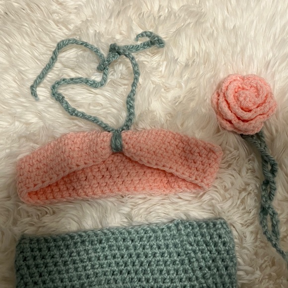 Kids Mermaid Crochet Matching Set - Pink and Green - Picture 3 of 3